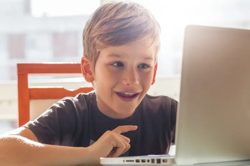 A tananyagokat korosztályokra bontva lehet elkezdeni a logika fejlesztését